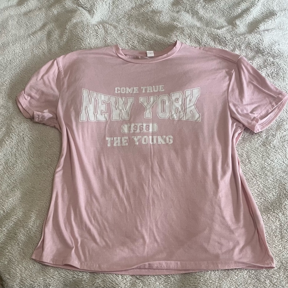 SHEIN New York 1968 T-Shirt Pink